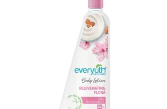 Everyuth Naturals Rejuvenating Flora Body Lotion | 24Hr Hydration | Smooth, Radiant & Healthy Skin | With 100% Natural Almond Milk | Daily Moisturization for All Skin Types – 500ml Bottle